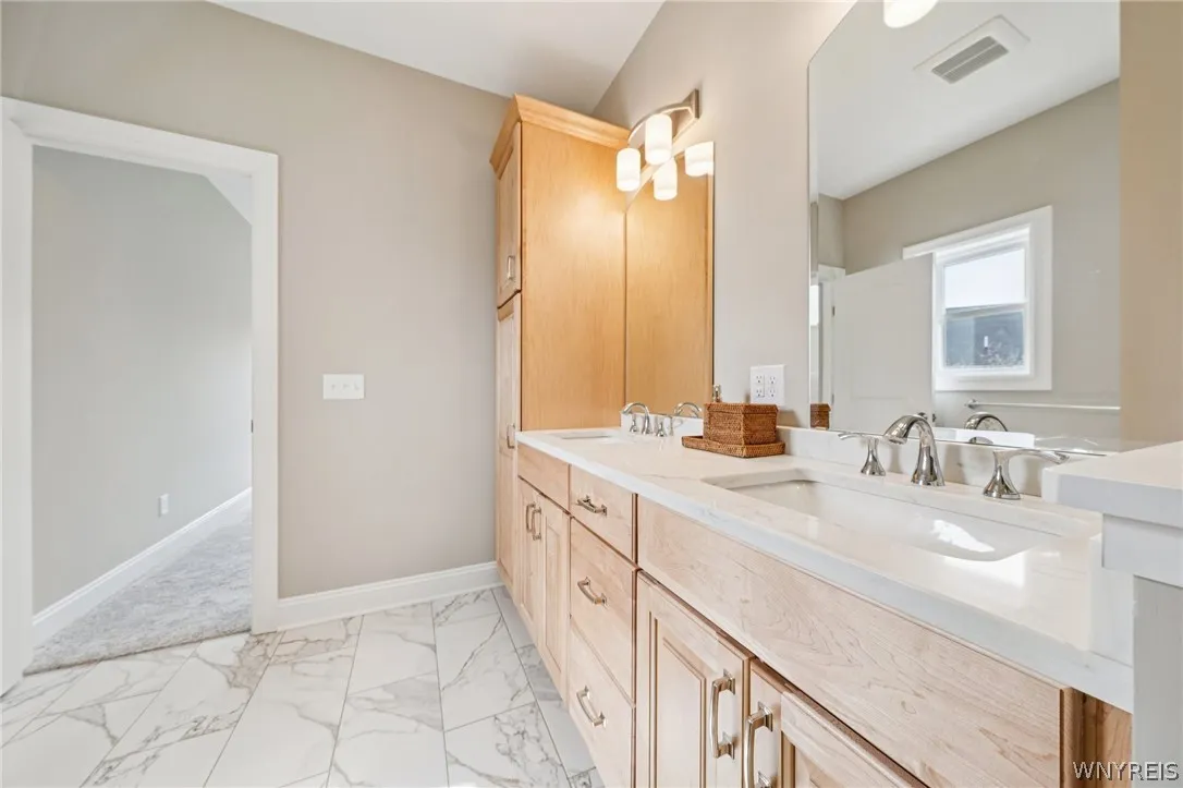 6385 Boston State Road 45, Hamburg, New York 14075, Hamburg, New York 14075, 2 Bedrooms Bedrooms, 5 Rooms Rooms,2 BathroomsBathrooms,Residential,For Sale,6385 Boston State Road 45, Hamburg, New York 14075,0,B1669518