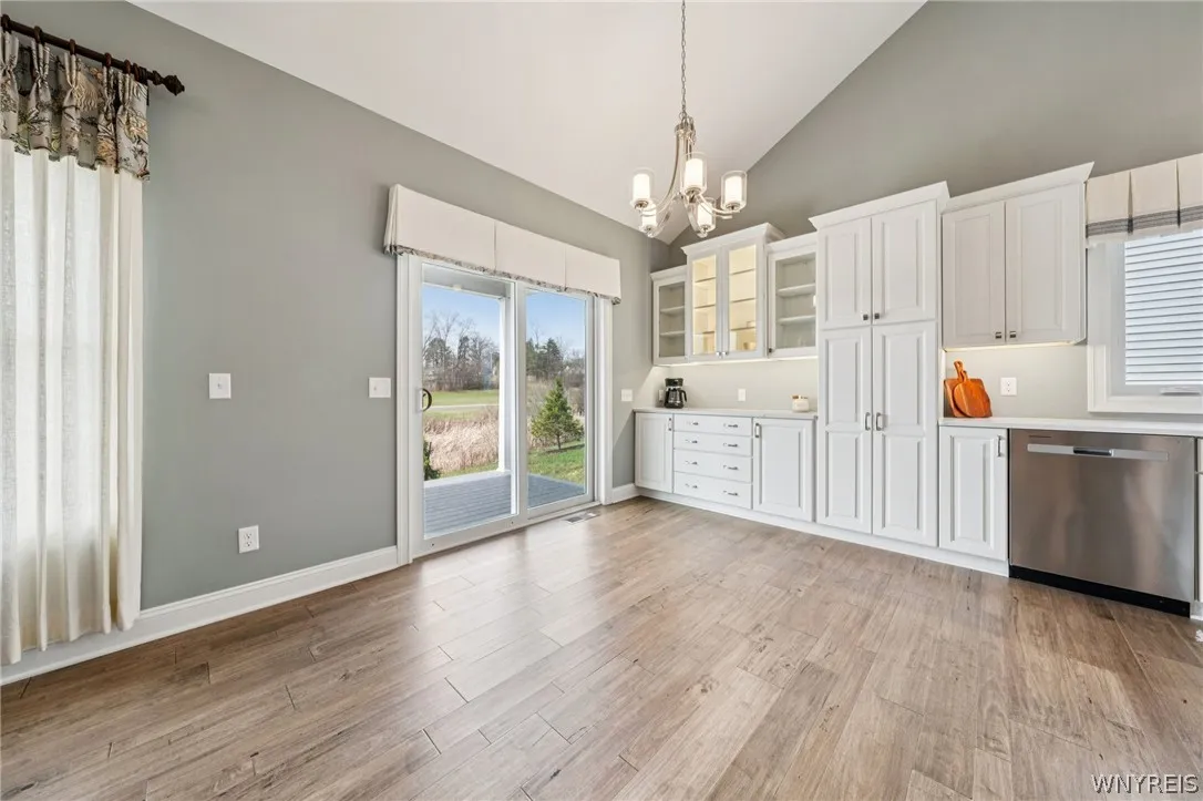 6385 Boston State Road 45, Hamburg, New York 14075, Hamburg, New York 14075, 2 Bedrooms Bedrooms, 5 Rooms Rooms,2 BathroomsBathrooms,Residential,For Sale,6385 Boston State Road 45, Hamburg, New York 14075,0,B1669518