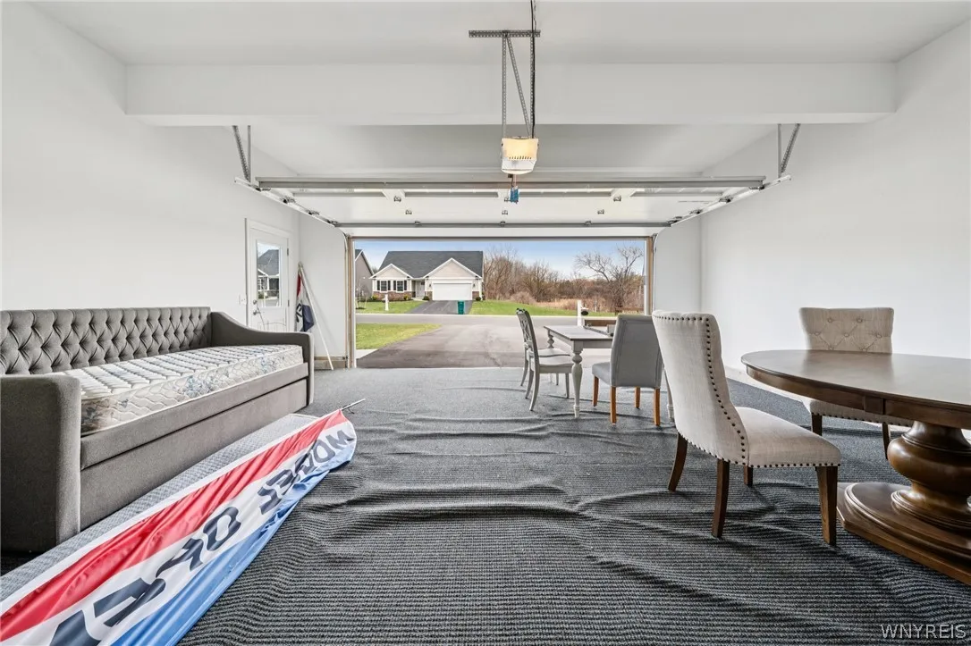 6385 Boston State Road 45, Hamburg, New York 14075, Hamburg, New York 14075, 2 Bedrooms Bedrooms, 5 Rooms Rooms,2 BathroomsBathrooms,Residential,For Sale,6385 Boston State Road 45, Hamburg, New York 14075,0,B1669518