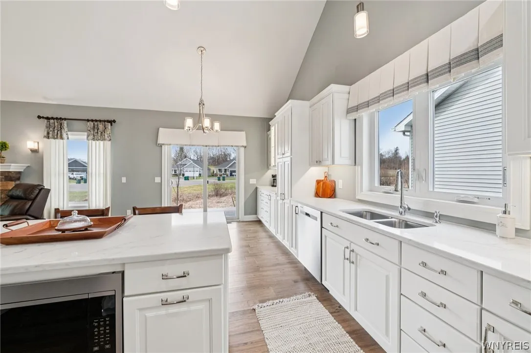 6385 Boston State Road 45, Hamburg, New York 14075, Hamburg, New York 14075, 2 Bedrooms Bedrooms, 5 Rooms Rooms,2 BathroomsBathrooms,Residential,For Sale,6385 Boston State Road 45, Hamburg, New York 14075,0,B1669518