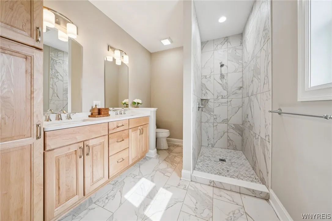 6385 Boston State Road 45, Hamburg, New York 14075, Hamburg, New York 14075, 2 Bedrooms Bedrooms, 5 Rooms Rooms,2 BathroomsBathrooms,Residential,For Sale,6385 Boston State Road 45, Hamburg, New York 14075,0,B1669518