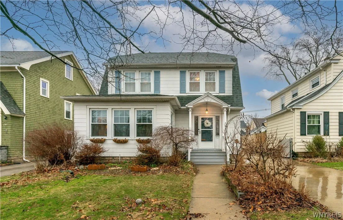 243 Capen Boulevard, Amherst, New York 14226, Amherst, New York 14226, 4 Bedrooms Bedrooms, 6 Rooms Rooms,1 BathroomBathrooms,Residential,Closed,243 Capen Boulevard, Amherst, New York 14226,0,B1669446