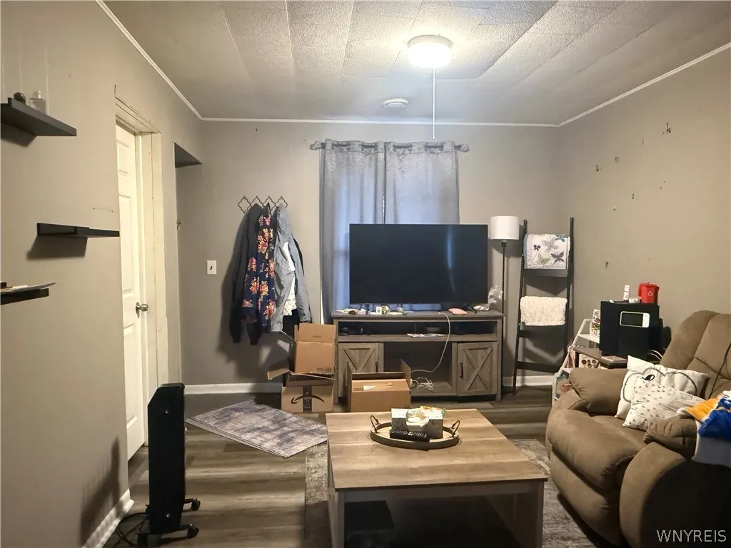 134 Condon Avenue, Buffalo, New York 14207, Buffalo, New York 14207, 3 Bedrooms Bedrooms, 6 Rooms Rooms,1 BathroomBathrooms,Residential,For Sale,134 Condon Avenue, Buffalo, New York 14207,0,B1666370