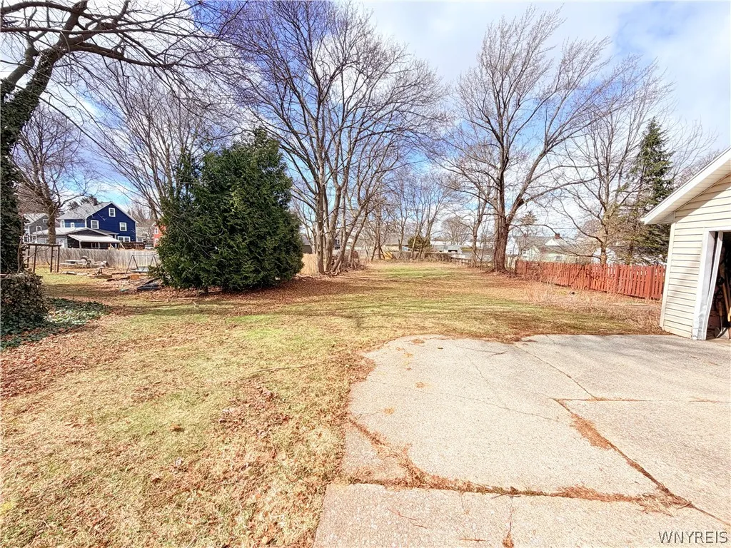 158 Lake Street, Hamburg, New York 14075, Hamburg, New York 14075, 5 Bedrooms Bedrooms, 10 Rooms Rooms,3 BathroomsBathrooms,Residential,For Sale,158 Lake Street, Hamburg, New York 14075,0,B1669658