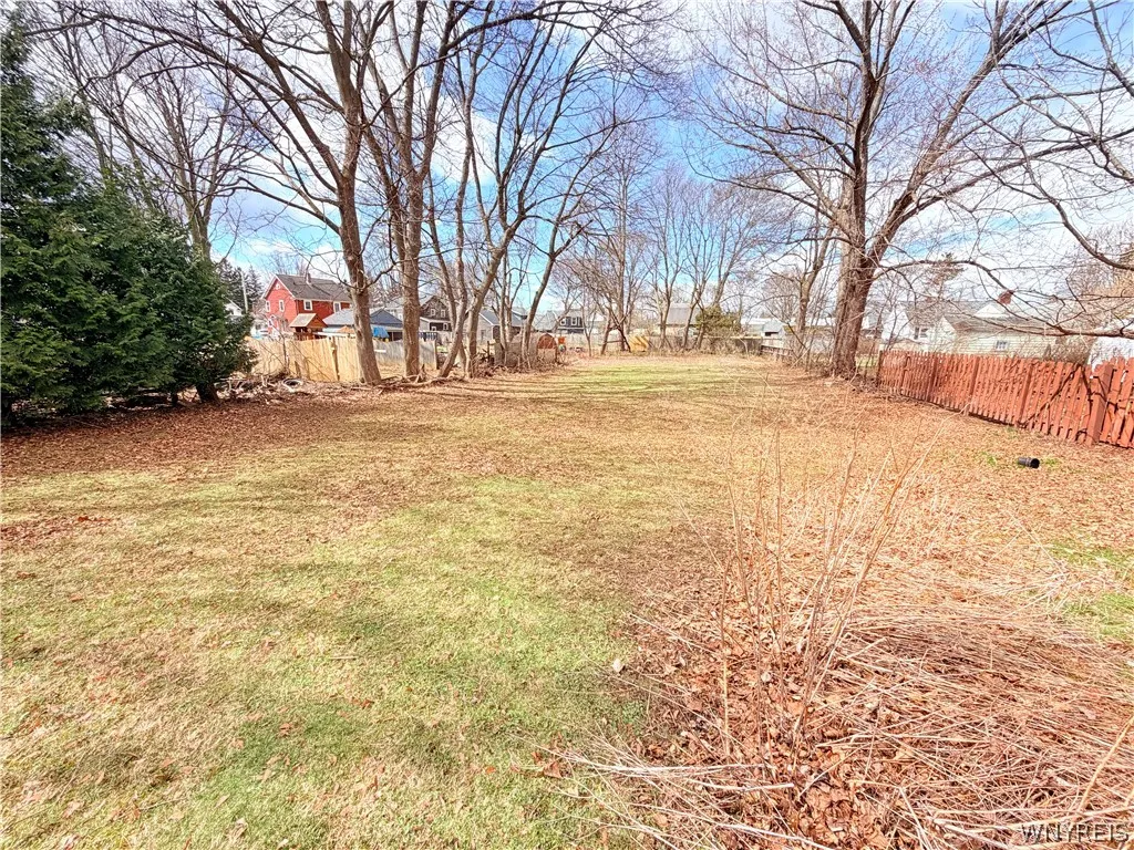 158 Lake Street, Hamburg, New York 14075, Hamburg, New York 14075, 5 Bedrooms Bedrooms, 10 Rooms Rooms,3 BathroomsBathrooms,Residential,For Sale,158 Lake Street, Hamburg, New York 14075,0,B1669658