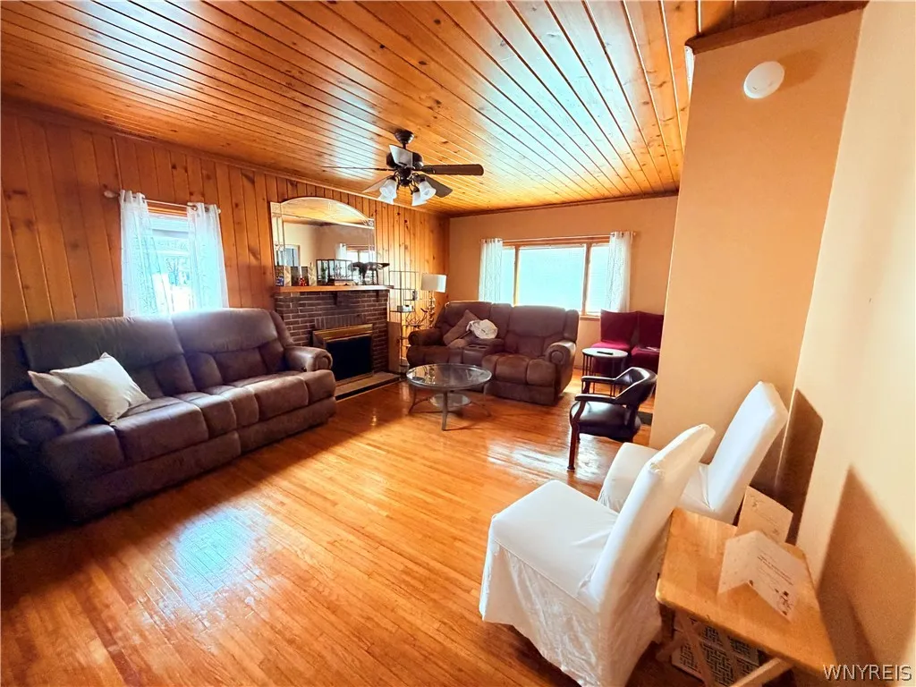 158 Lake Street, Hamburg, New York 14075, Hamburg, New York 14075, 5 Bedrooms Bedrooms, 10 Rooms Rooms,3 BathroomsBathrooms,Residential,For Sale,158 Lake Street, Hamburg, New York 14075,0,B1669658