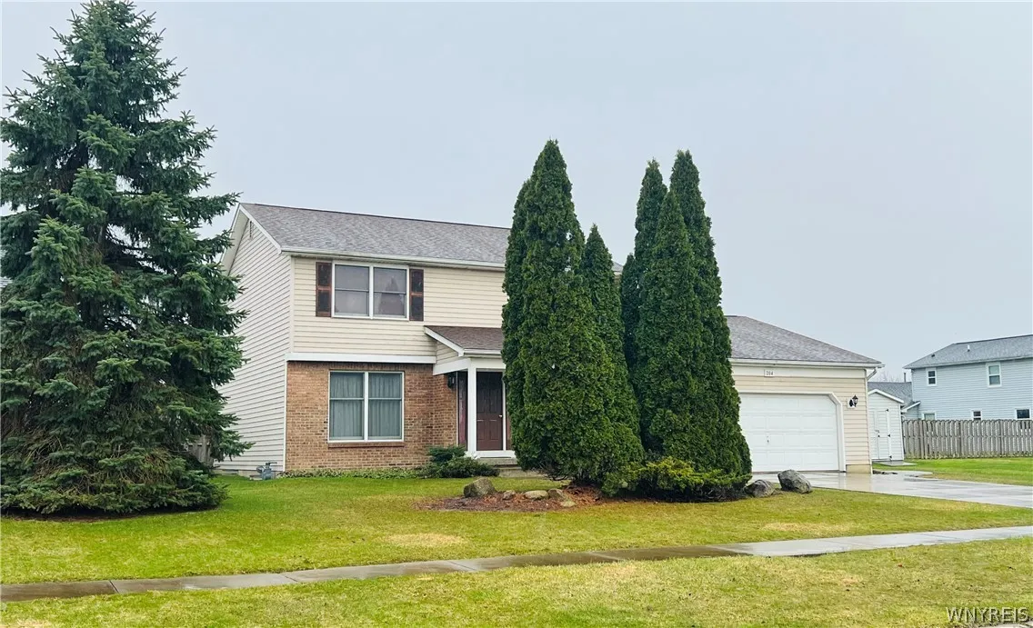 204 Holiday Lane, Hamburg, New York 14075, Hamburg, New York 14075, 4 Bedrooms Bedrooms, 12 Rooms Rooms,3 BathroomsBathrooms,Residential,For Sale,204 Holiday Lane, Hamburg, New York 14075,0,B1669447