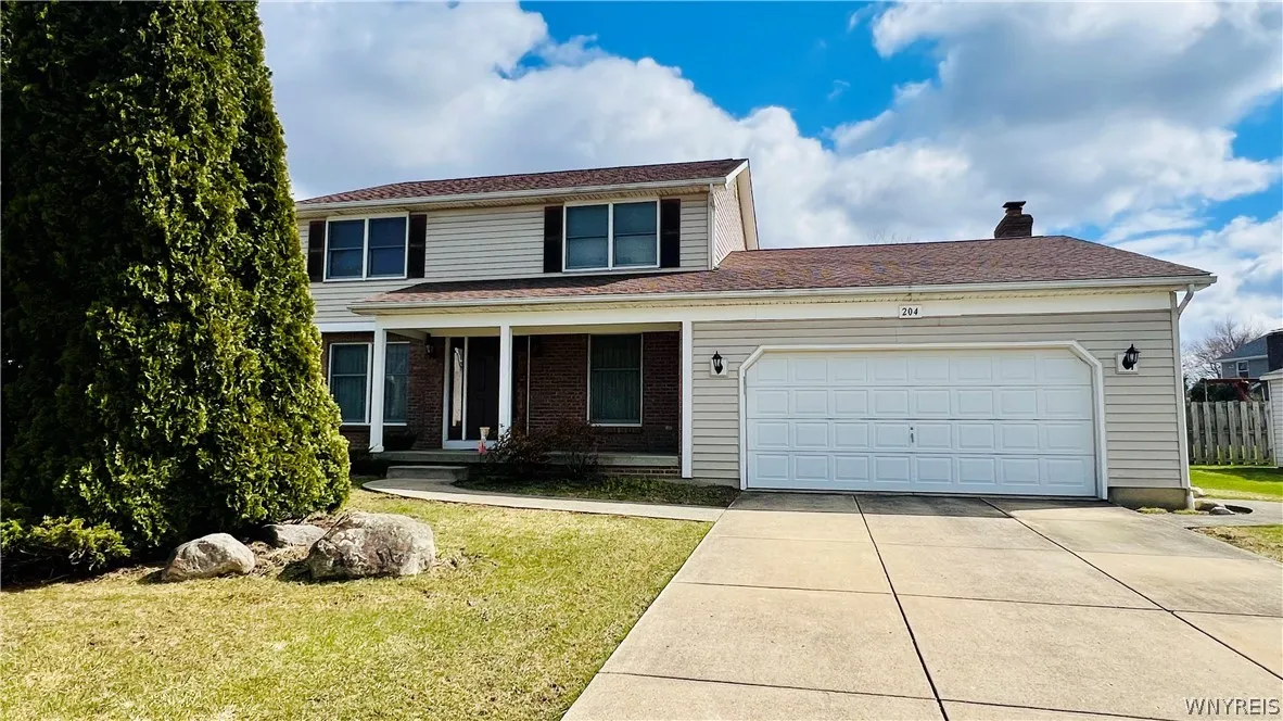 204 Holiday Lane, Hamburg, New York 14075, Hamburg, New York 14075, 4 Bedrooms Bedrooms, 12 Rooms Rooms,3 BathroomsBathrooms,Residential,For Sale,204 Holiday Lane, Hamburg, New York 14075,0,B1669447