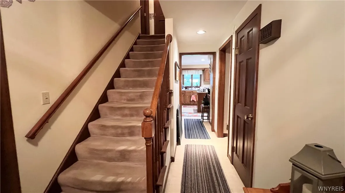 204 Holiday Lane, Hamburg, New York 14075, Hamburg, New York 14075, 4 Bedrooms Bedrooms, 12 Rooms Rooms,3 BathroomsBathrooms,Residential,For Sale,204 Holiday Lane, Hamburg, New York 14075,0,B1669447
