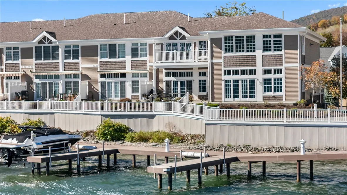 1 Lake Street 108, Urbana, New York 14840, Urbana, New York 14840, 3 Bedroom Bedrooms, 9 Room Rooms,3 BathroomBathrooms,Residential,Closed,1 Lake Street 108, Urbana, New York 14840,0,R1669122