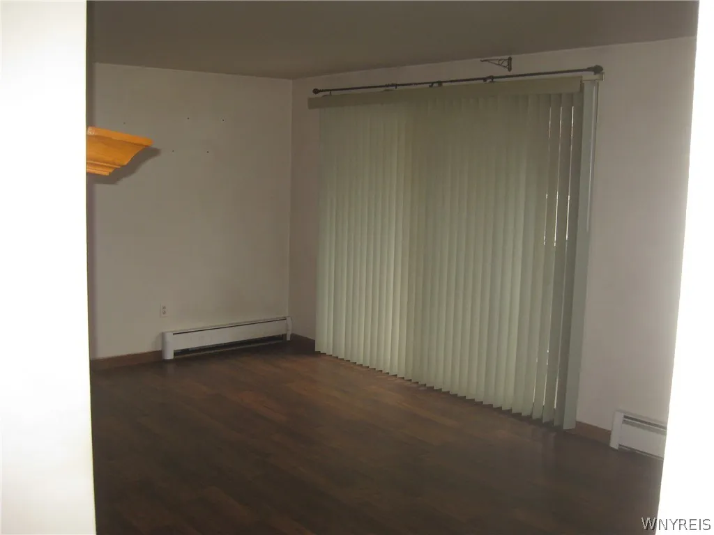 1150 Indian Church Road 3, West Seneca, New York 1, West Seneca, New York 14224, 2 Bedrooms Bedrooms, 6 Rooms Rooms,1 BathroomBathrooms,Residential,For Sale,1150 Indian Church Road 3, West Seneca, New York 1,0,B1669775