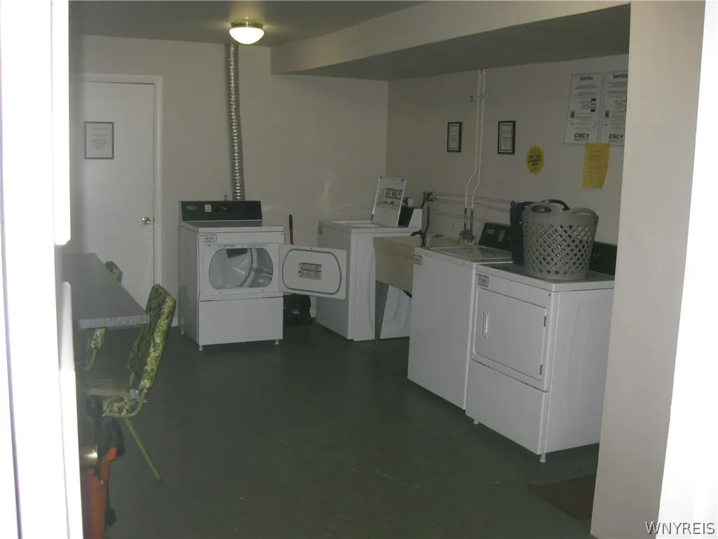 1150 Indian Church Road 3, West Seneca, New York 1, West Seneca, New York 14224, 2 Bedrooms Bedrooms, 6 Rooms Rooms,1 BathroomBathrooms,Residential,For Sale,1150 Indian Church Road 3, West Seneca, New York 1,0,B1669775