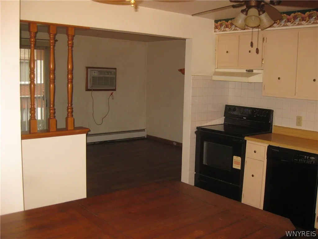 1150 Indian Church Road 3, West Seneca, New York 1, West Seneca, New York 14224, 2 Bedrooms Bedrooms, 6 Rooms Rooms,1 BathroomBathrooms,Residential,For Sale,1150 Indian Church Road 3, West Seneca, New York 1,0,B1669775