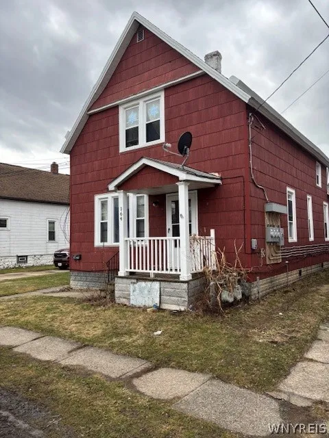 164 Barnard Street, Buffalo, New York 14206, Buffalo, New York 14206, 6 Bedrooms Bedrooms, ,3 BathroomsBathrooms,Residential,For Sale,164 Barnard Street, Buffalo, New York 14206,0,B1669454