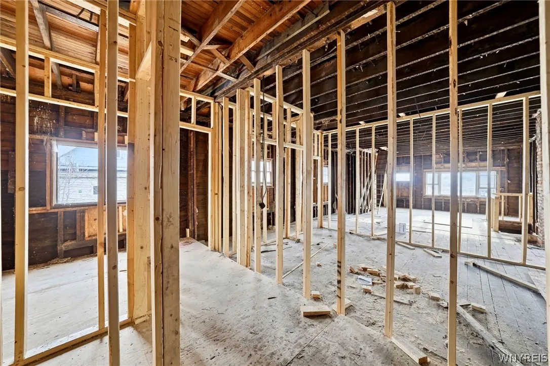 98 Tennessee Street, Buffalo, New York 14204, Buffalo, New York 14204, 3 Bedrooms Bedrooms, 5 Rooms Rooms,1 BathroomBathrooms,Residential,For Sale,98 Tennessee Street, Buffalo, New York 14204,0,B1669321