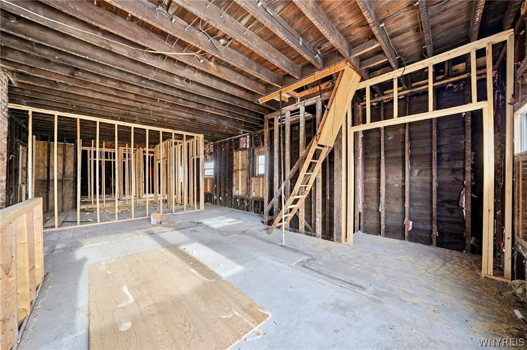 98 Tennessee Street, Buffalo, New York 14204, Buffalo, New York 14204, 3 Bedrooms Bedrooms, 5 Rooms Rooms,1 BathroomBathrooms,Residential,For Sale,98 Tennessee Street, Buffalo, New York 14204,0,B1669321