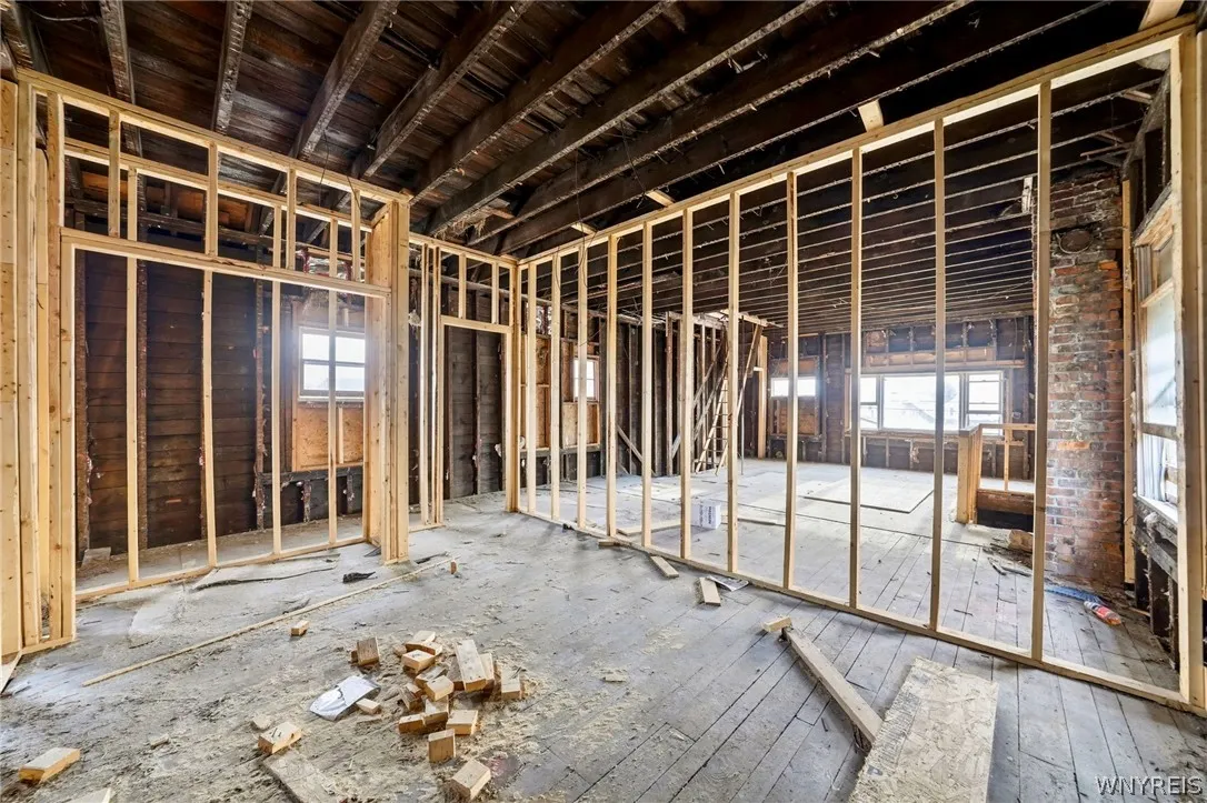 98 Tennessee Street, Buffalo, New York 14204, Buffalo, New York 14204, 3 Bedrooms Bedrooms, 5 Rooms Rooms,1 BathroomBathrooms,Residential,For Sale,98 Tennessee Street, Buffalo, New York 14204,0,B1669321