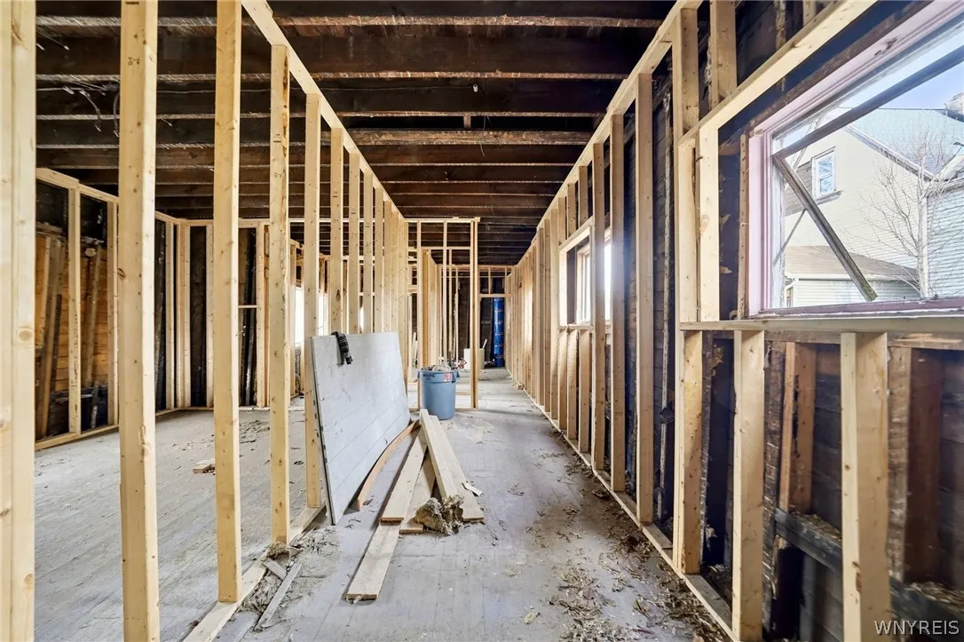 98 Tennessee Street, Buffalo, New York 14204, Buffalo, New York 14204, 3 Bedrooms Bedrooms, 5 Rooms Rooms,1 BathroomBathrooms,Residential,For Sale,98 Tennessee Street, Buffalo, New York 14204,0,B1669321