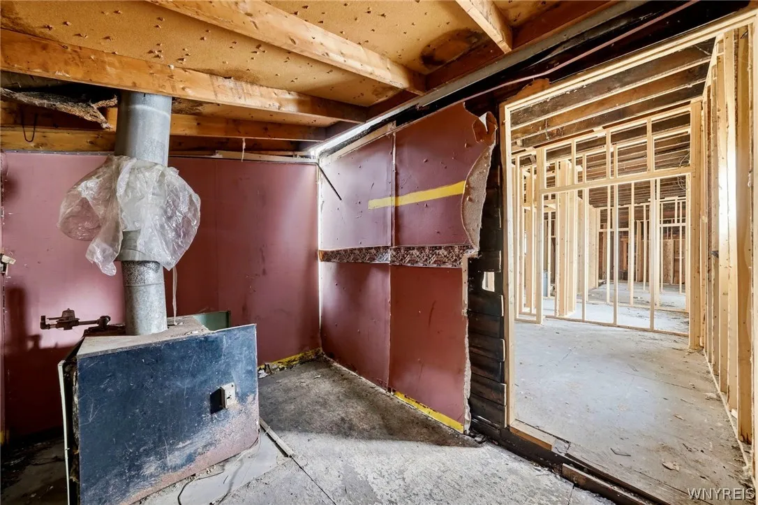 98 Tennessee Street, Buffalo, New York 14204, Buffalo, New York 14204, 3 Bedrooms Bedrooms, 5 Rooms Rooms,1 BathroomBathrooms,Residential,For Sale,98 Tennessee Street, Buffalo, New York 14204,0,B1669321