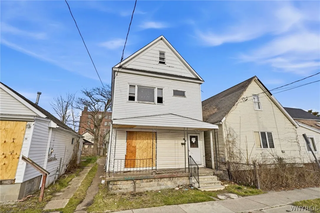 98 Tennessee Street, Buffalo, New York 14204, Buffalo, New York 14204, 3 Bedrooms Bedrooms, 5 Rooms Rooms,1 BathroomBathrooms,Residential,For Sale,98 Tennessee Street, Buffalo, New York 14204,0,B1669321