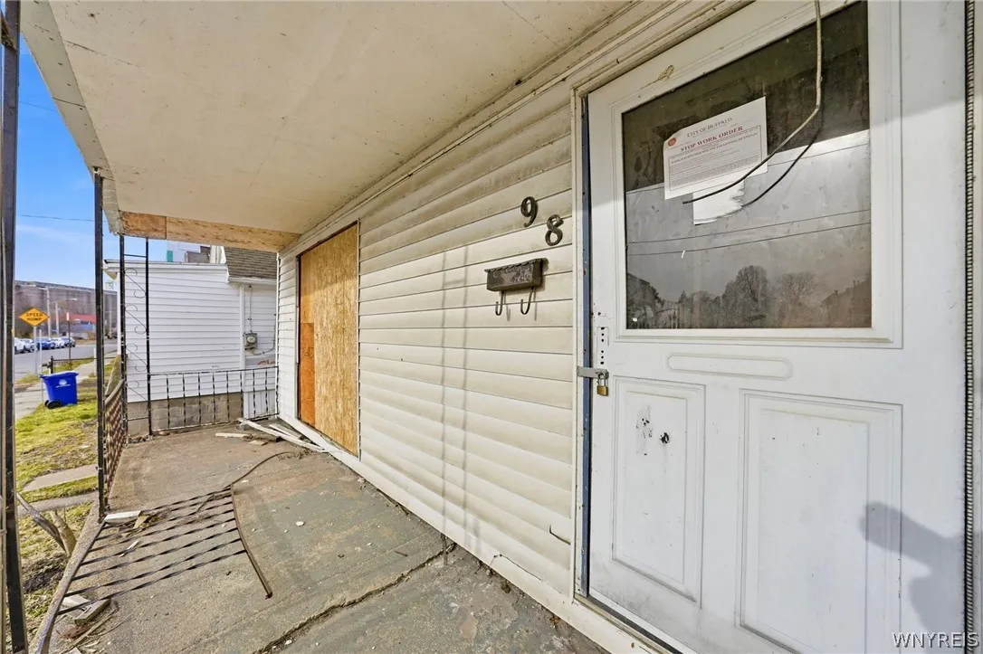 98 Tennessee Street, Buffalo, New York 14204, Buffalo, New York 14204, 3 Bedrooms Bedrooms, 5 Rooms Rooms,1 BathroomBathrooms,Residential,For Sale,98 Tennessee Street, Buffalo, New York 14204,0,B1669321