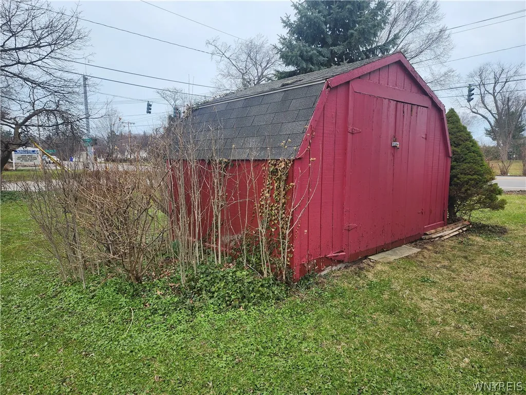 5009 Lake Shore Road, Hamburg, New York 14075, Hamburg, New York 14075, 3 Bedrooms Bedrooms, ,2 BathroomsBathrooms,Residential,For Sale,5009 Lake Shore Road, Hamburg, New York 14075,0,B1667852