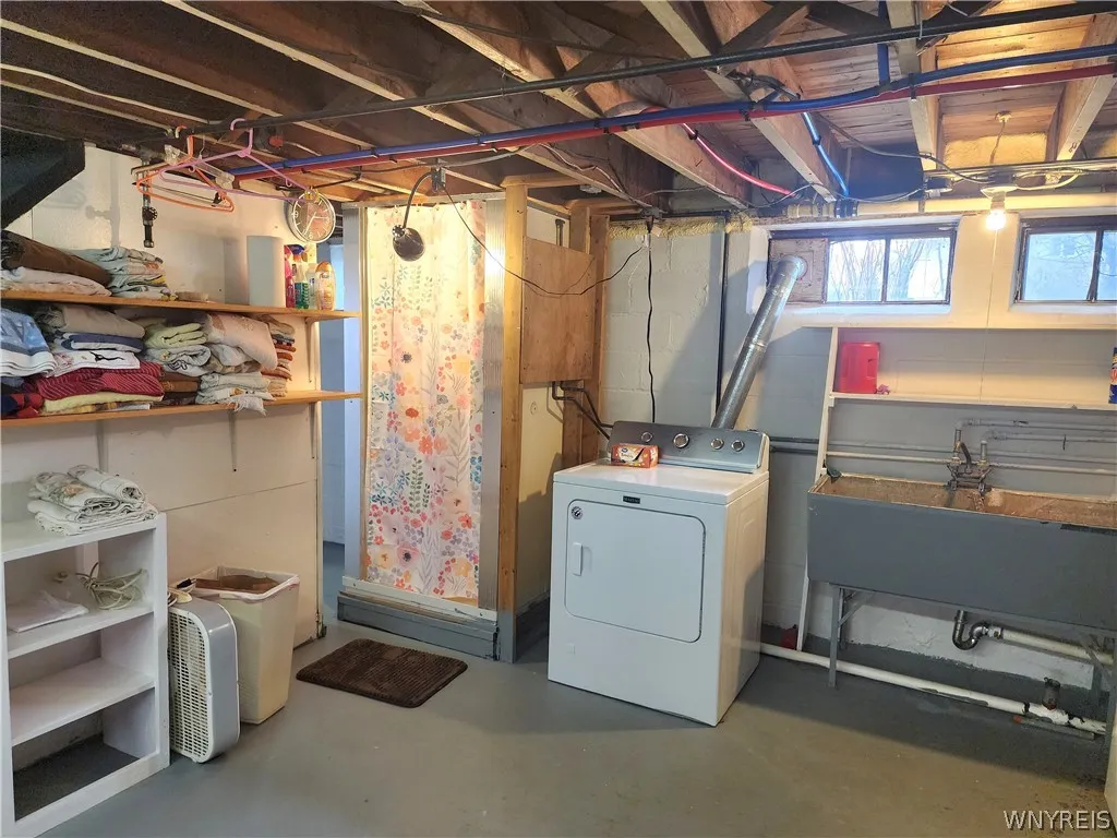 5009 Lake Shore Road, Hamburg, New York 14075, Hamburg, New York 14075, 3 Bedrooms Bedrooms, ,2 BathroomsBathrooms,Residential,For Sale,5009 Lake Shore Road, Hamburg, New York 14075,0,B1667852