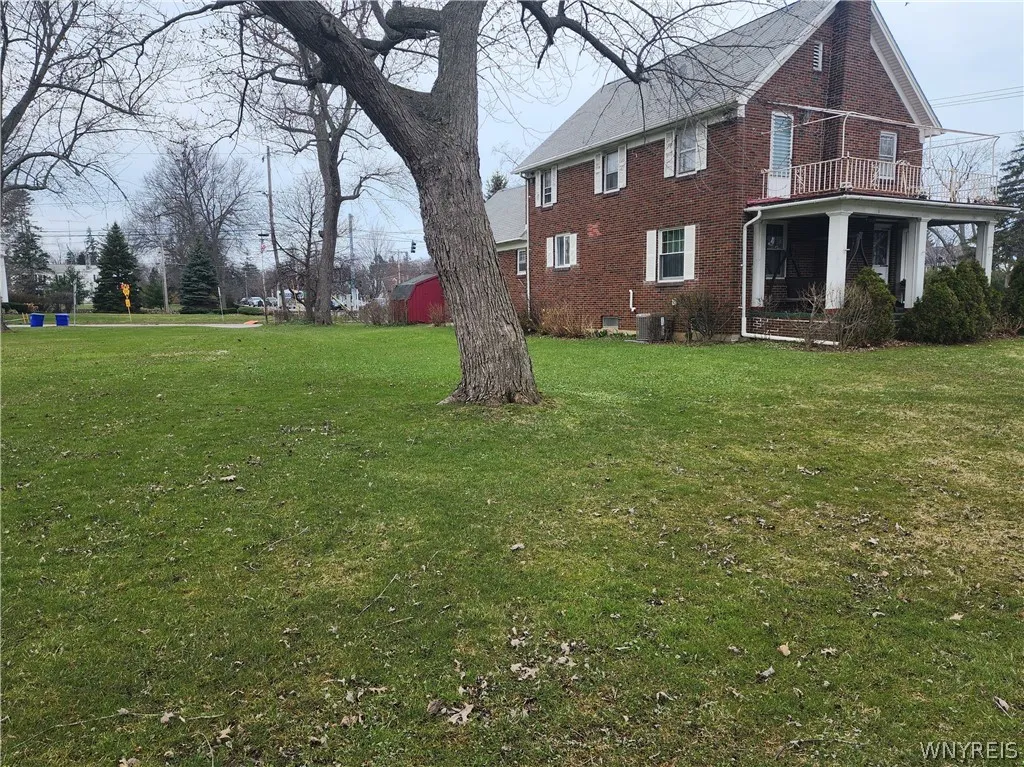 5009 Lake Shore Road, Hamburg, New York 14075, Hamburg, New York 14075, 3 Bedrooms Bedrooms, ,2 BathroomsBathrooms,Residential,For Sale,5009 Lake Shore Road, Hamburg, New York 14075,0,B1667852