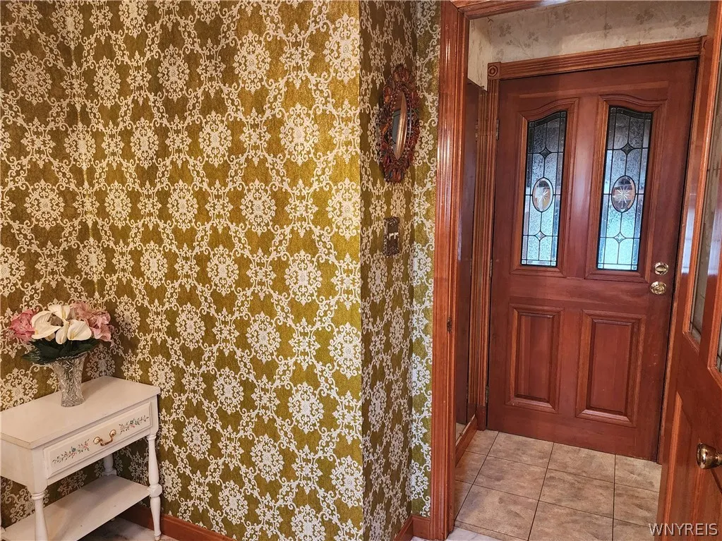 5009 Lake Shore Road, Hamburg, New York 14075, Hamburg, New York 14075, 3 Bedrooms Bedrooms, ,2 BathroomsBathrooms,Residential,For Sale,5009 Lake Shore Road, Hamburg, New York 14075,0,B1667852