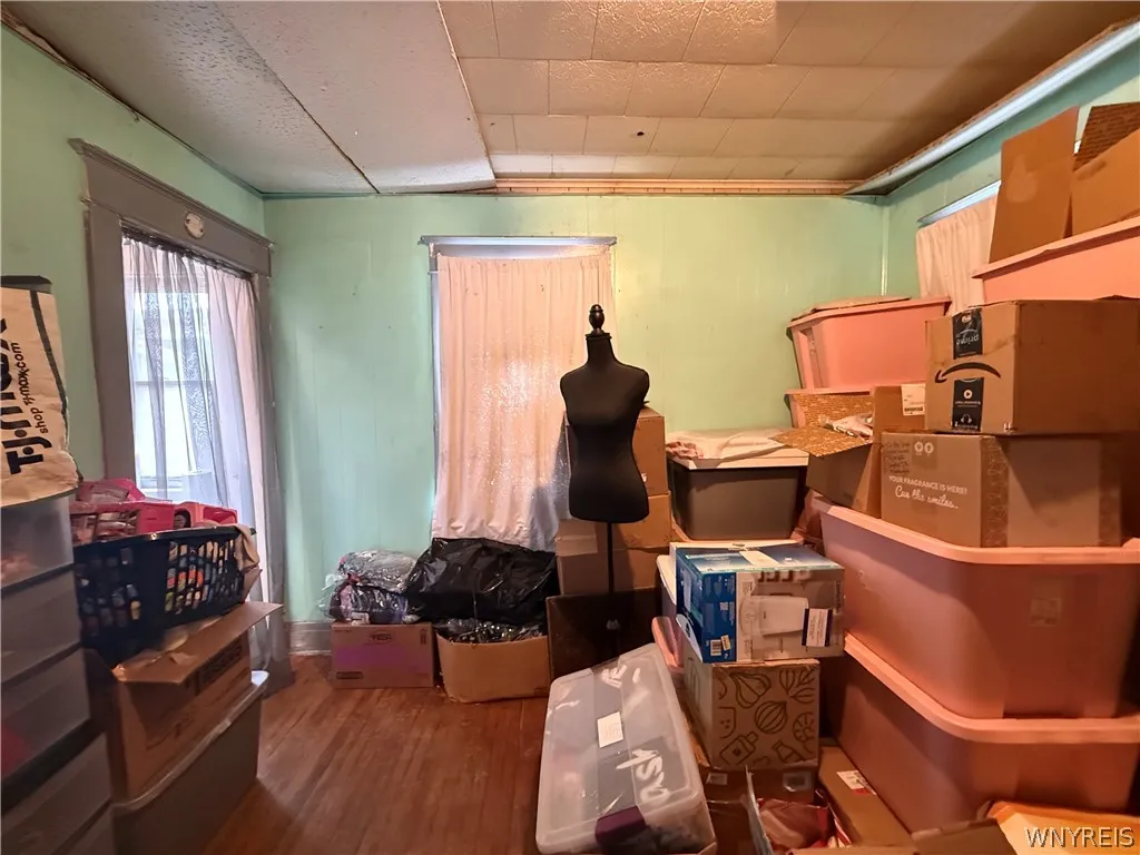 58 Eckhert Street, Buffalo, New York 14207, Buffalo, New York 14207, 4 Bedrooms Bedrooms, 6 Rooms Rooms,2 BathroomsBathrooms,Residential,For Sale,58 Eckhert Street, Buffalo, New York 14207,0,B1667991