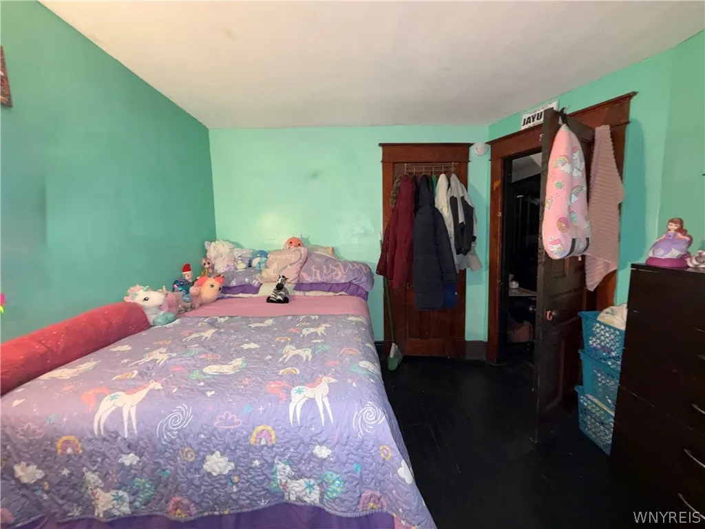 114 Newfield Street, Buffalo, New York 14207, Buffalo, New York 14207, 3 Bedrooms Bedrooms, 6 Rooms Rooms,1 BathroomBathrooms,Residential,For Sale,114 Newfield Street, Buffalo, New York 14207,0,B1668274
