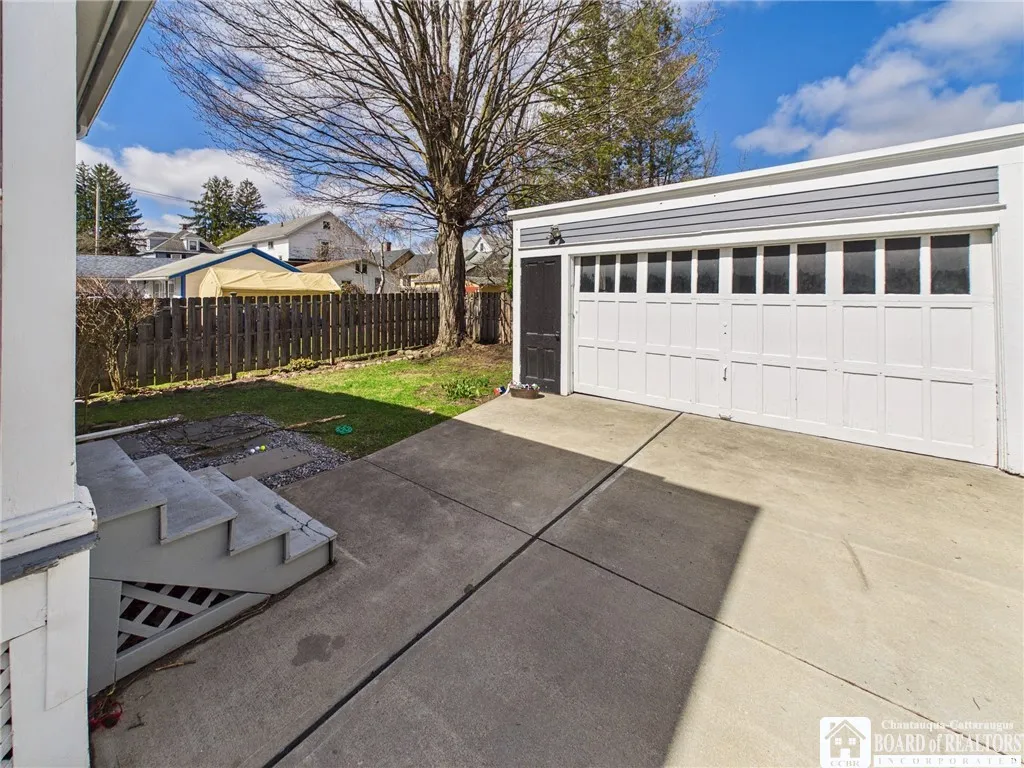 706 West Henley Street, Olean, New York 14760, Olean, New York 14760, 4 Bedrooms Bedrooms, 9 Rooms Rooms,1 BathroomBathrooms,Residential,For Sale,706 West Henley Street, Olean, New York 14760,0,R1670316