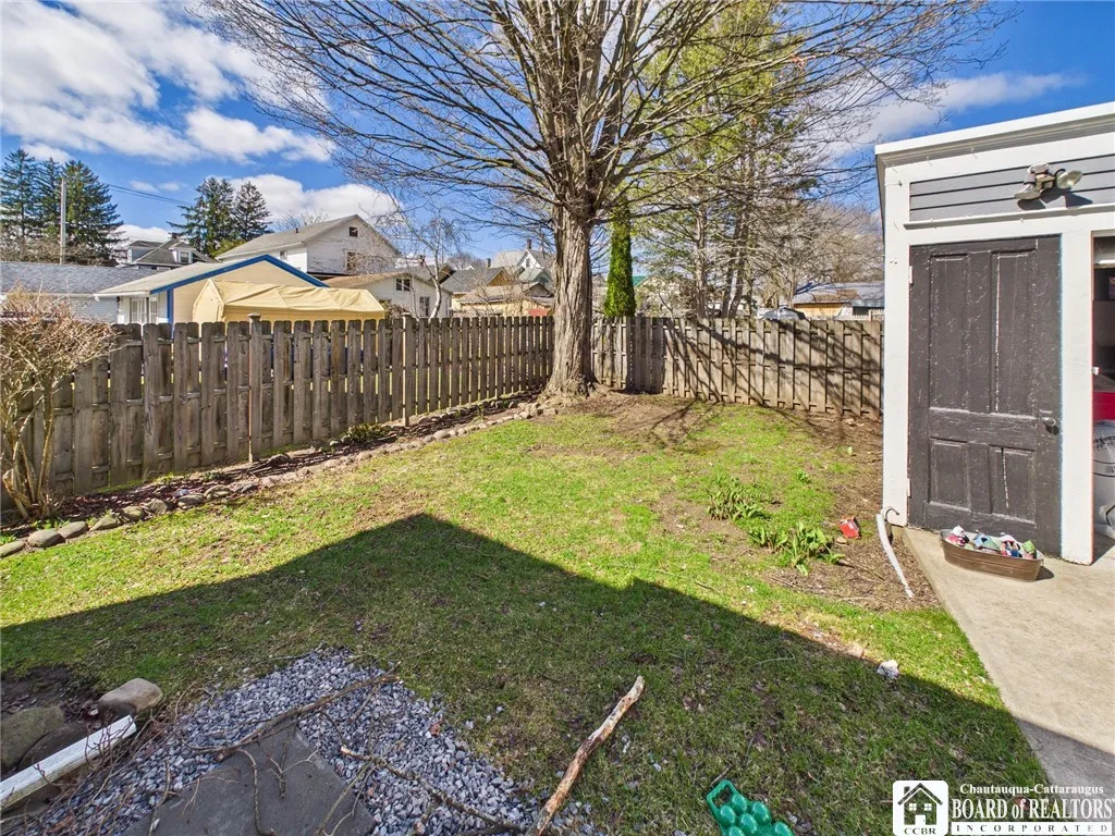 706 West Henley Street, Olean, New York 14760, Olean, New York 14760, 4 Bedrooms Bedrooms, 9 Rooms Rooms,1 BathroomBathrooms,Residential,For Sale,706 West Henley Street, Olean, New York 14760,0,R1670316