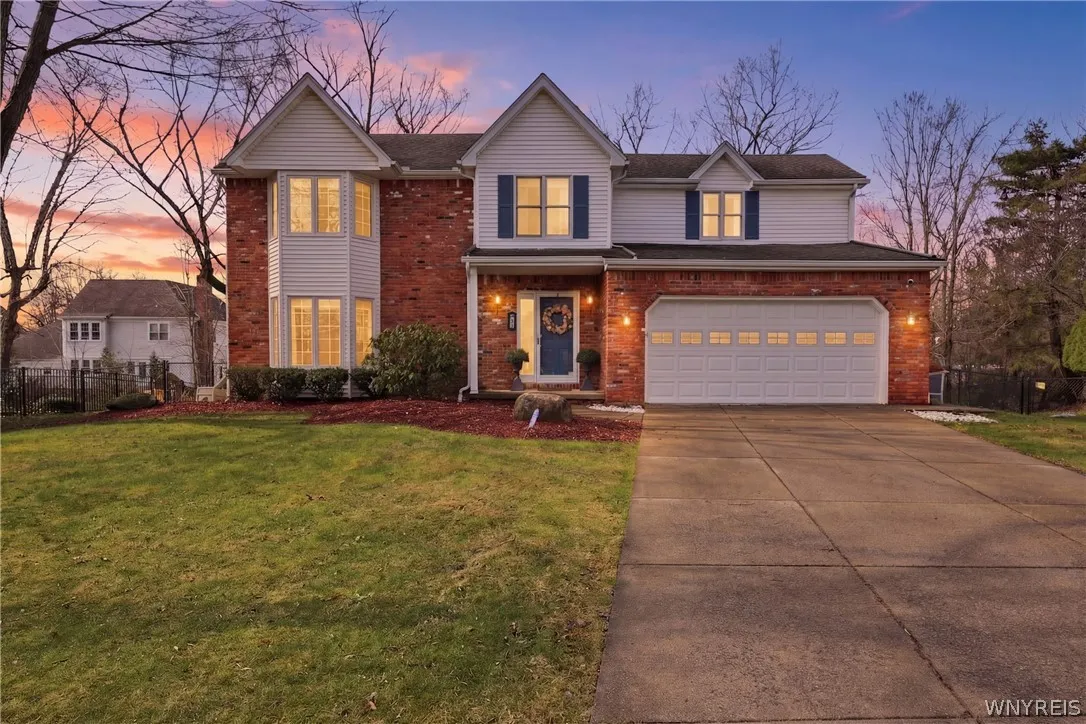 33 Randwood Ct., Amherst, New York 14068, Amherst, New York 14068, 4 Bedrooms Bedrooms, 8 Rooms Rooms,2 BathroomsBathrooms,Residential,For Sale,33 Randwood Ct., Amherst, New York 14068,0,B1670487