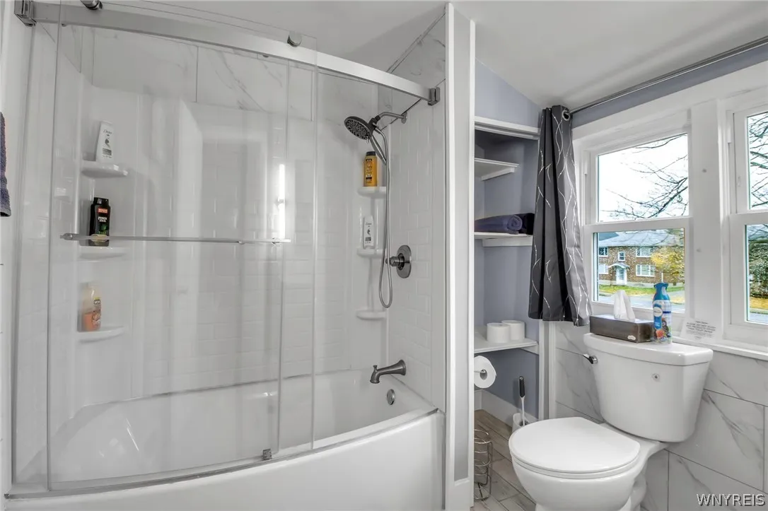 189 Niagara Falls Boulevard, Amherst, New York 142, Amherst, New York 14226, 5 Bedrooms Bedrooms, 9 Rooms Rooms,2 BathroomsBathrooms,Residential,For Sale,189 Niagara Falls Boulevard, Amherst, New York 142,0,B1670468
