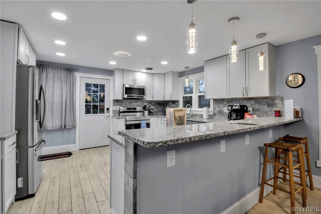 189 Niagara Falls Boulevard, Amherst, New York 142, Amherst, New York 14226, 5 Bedrooms Bedrooms, 9 Rooms Rooms,2 BathroomsBathrooms,Residential,For Sale,189 Niagara Falls Boulevard, Amherst, New York 142,0,B1670468