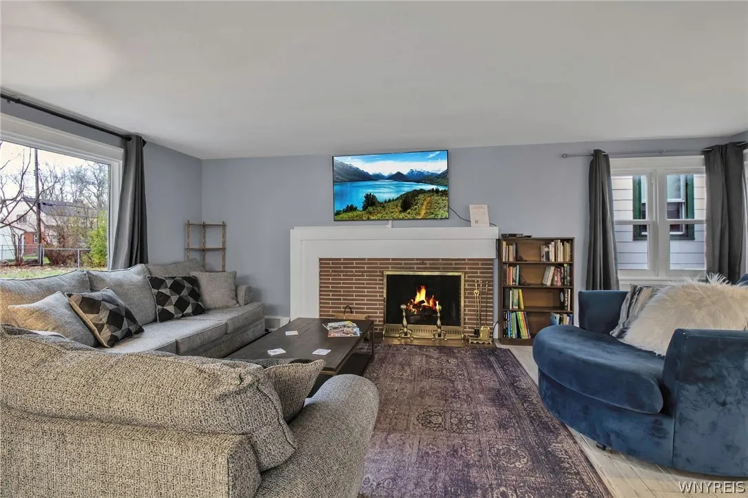 189 Niagara Falls Boulevard, Amherst, New York 142, Amherst, New York 14226, 5 Bedrooms Bedrooms, 9 Rooms Rooms,2 BathroomsBathrooms,Residential,For Sale,189 Niagara Falls Boulevard, Amherst, New York 142,0,B1670468