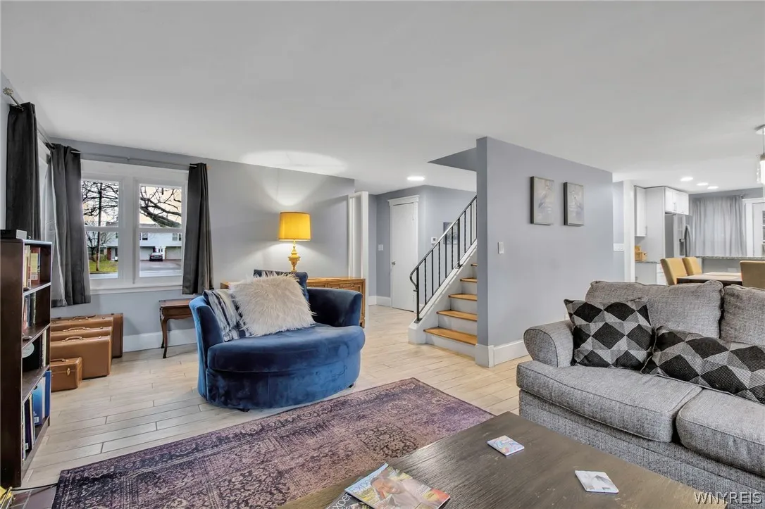 189 Niagara Falls Boulevard, Amherst, New York 142, Amherst, New York 14226, 5 Bedrooms Bedrooms, 9 Rooms Rooms,2 BathroomsBathrooms,Residential,For Sale,189 Niagara Falls Boulevard, Amherst, New York 142,0,B1670468