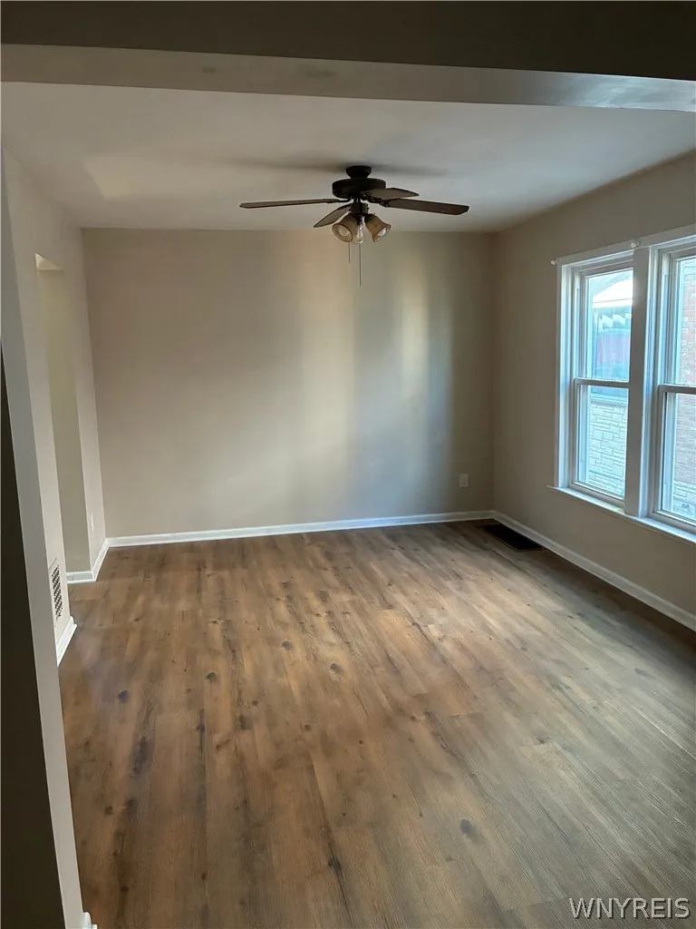 201 Royal Avenue, Buffalo, New York 14207, Buffalo, New York 14207, 4 Bedrooms Bedrooms, 7 Rooms Rooms,1 BathroomBathrooms,Residential,For Sale,201 Royal Avenue, Buffalo, New York 14207,0,B1670407