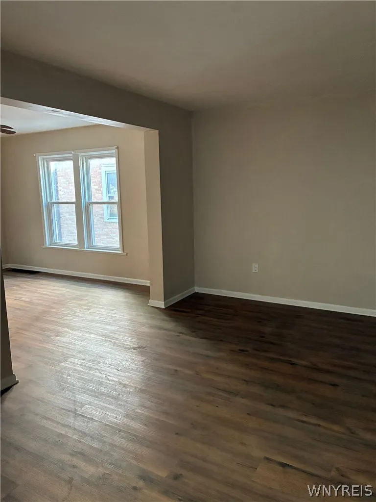 201 Royal Avenue, Buffalo, New York 14207, Buffalo, New York 14207, 4 Bedrooms Bedrooms, 7 Rooms Rooms,1 BathroomBathrooms,Residential,For Sale,201 Royal Avenue, Buffalo, New York 14207,0,B1670407