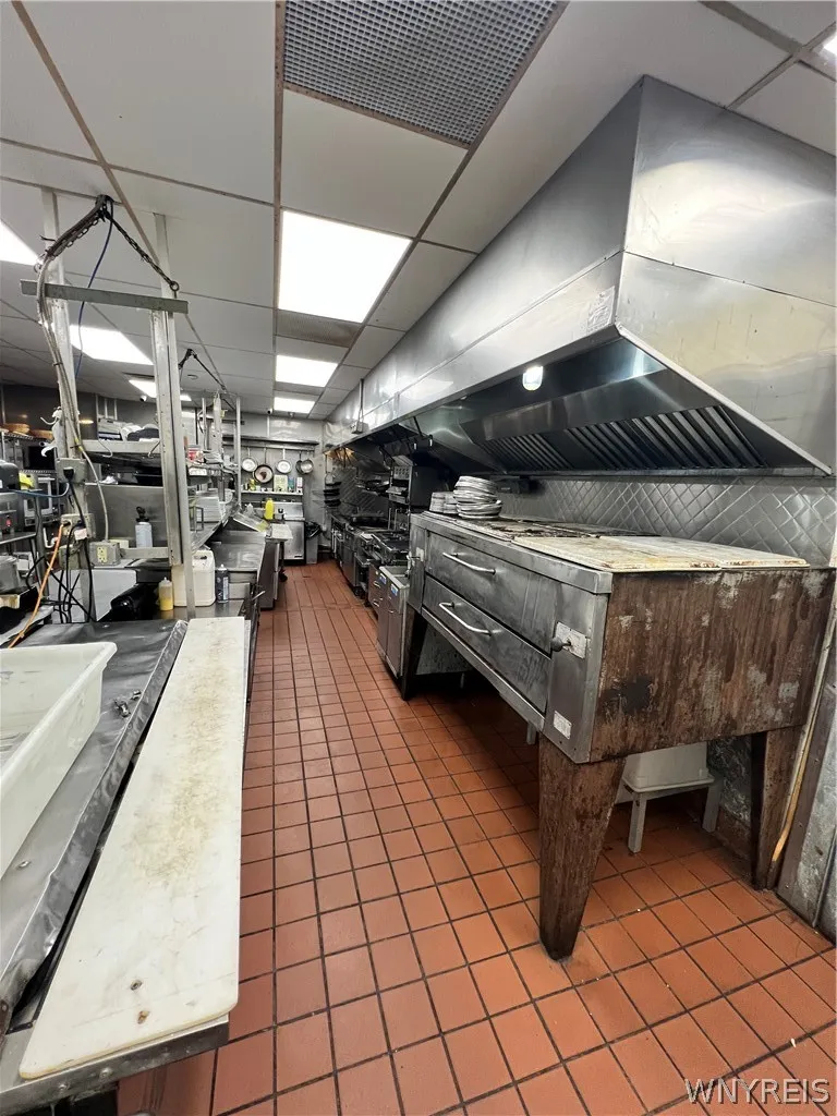 9415 Main Street, Clarence, New York 14031, Clarence, New York 14031, ,Commercial Lease,For Rent,9415 Main Street, Clarence, New York 14031,0,B1670664