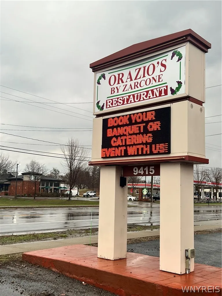 9415 Main Street, Clarence, New York 14031, Clarence, New York 14031, ,Commercial Lease,For Rent,9415 Main Street, Clarence, New York 14031,0,B1670664