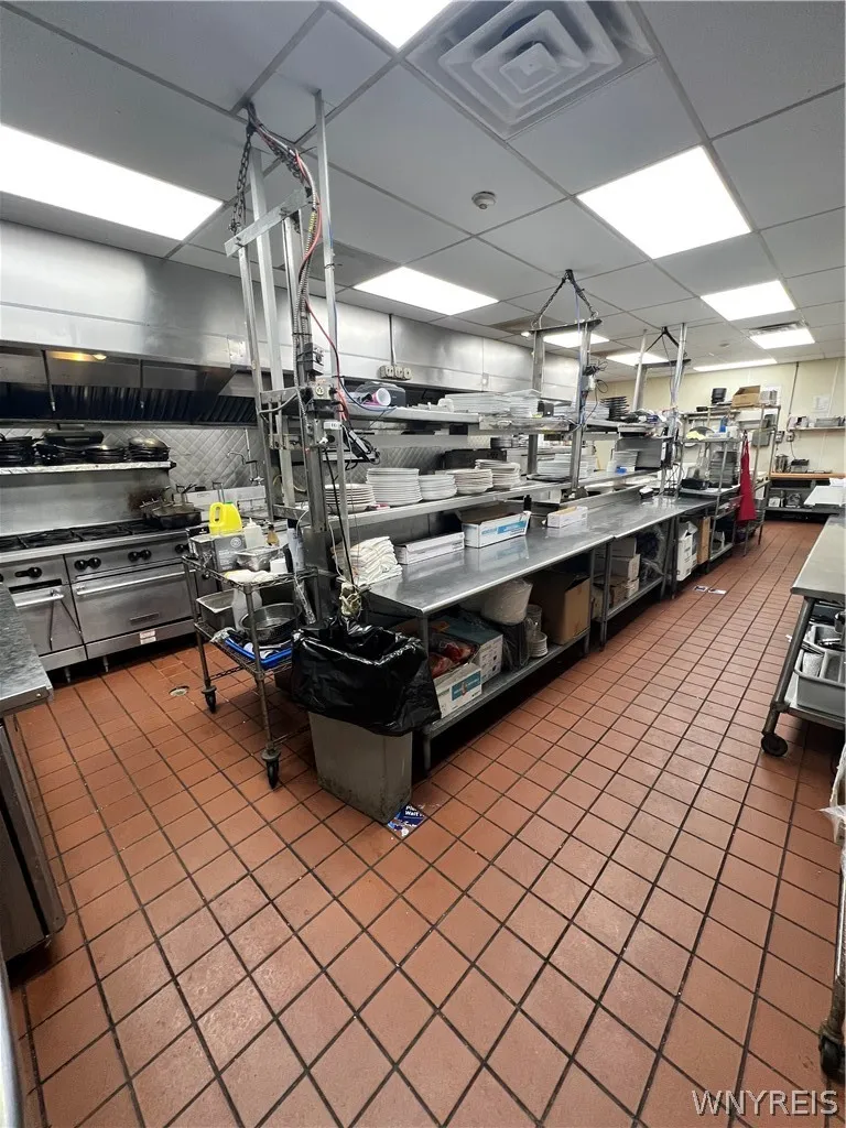 9415 Main Street, Clarence, New York 14031, Clarence, New York 14031, ,Commercial Lease,For Rent,9415 Main Street, Clarence, New York 14031,0,B1670664