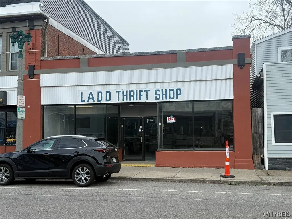 2272 Seneca Street, Buffalo, New York 14210, Buffalo, New York 14210, ,Commercial Lease,For Rent,2272 Seneca Street, Buffalo, New York 14210,0,B1670967