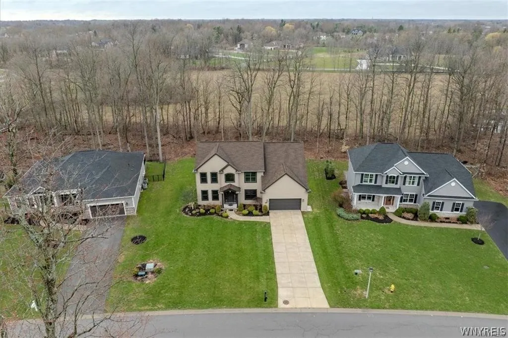 5484 Marguerites Way, Clarence, New York 14031, Clarence, New York 14031, 4 Bedrooms Bedrooms, 10 Rooms Rooms,2 BathroomsBathrooms,Residential,For Sale,5484 Marguerites Way, Clarence, New York 14031,0,B1670977