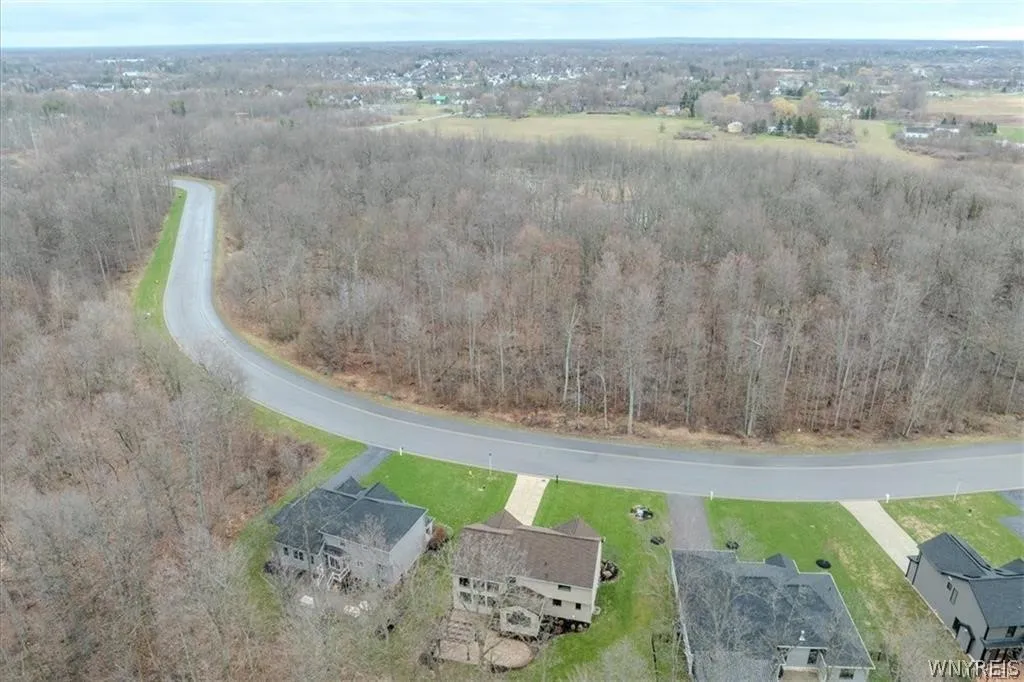 5484 Marguerites Way, Clarence, New York 14031, Clarence, New York 14031, 4 Bedrooms Bedrooms, 10 Rooms Rooms,2 BathroomsBathrooms,Residential,For Sale,5484 Marguerites Way, Clarence, New York 14031,0,B1670977
