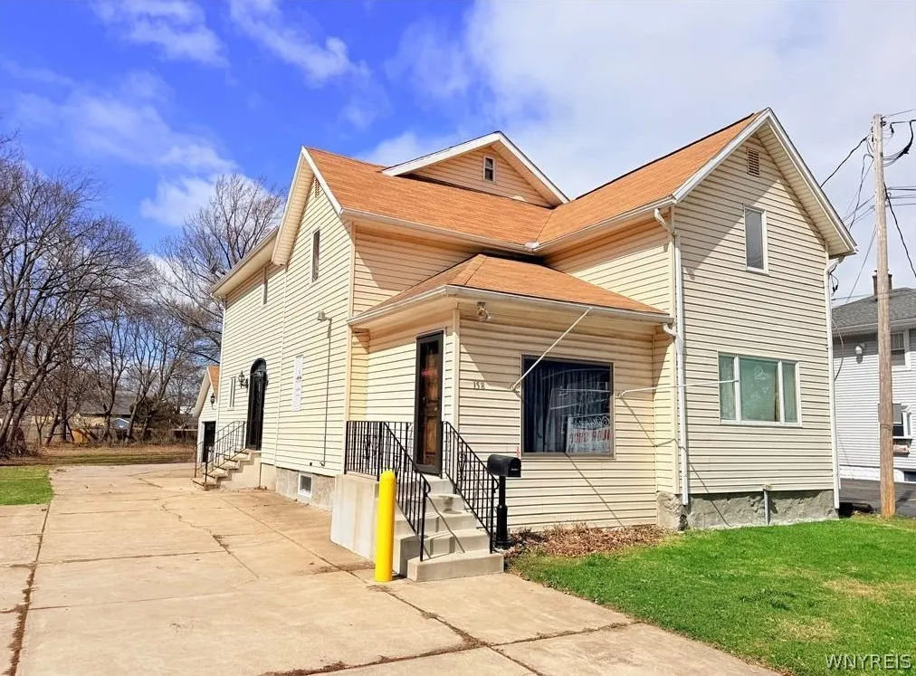 158 Lake Street, Hamburg, New York 14075, Hamburg, New York 14075, ,Commercial Sale,For Sale,158 Lake Street, Hamburg, New York 14075,0,B1670963