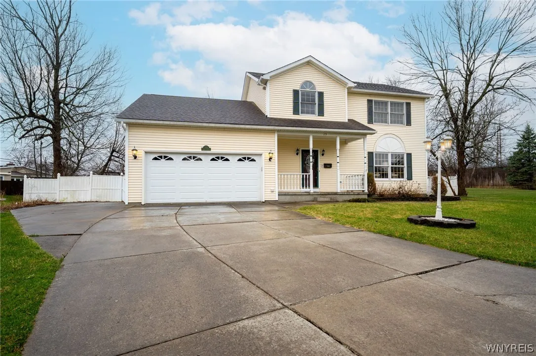 25 Cranburne Court, Amherst, New York 14221, Amherst, New York 14221, 3 Bedrooms Bedrooms, 9 Rooms Rooms,3 BathroomsBathrooms,Residential,For Sale,25 Cranburne Court, Amherst, New York 14221,0,B1670563