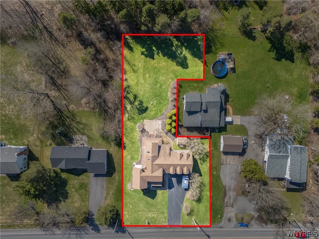 5910 Salt Road, Clarence, New York 14031, Clarence, New York 14031, 4 Bedrooms Bedrooms, 9 Rooms Rooms,2 BathroomsBathrooms,Residential,For Sale,5910 Salt Road, Clarence, New York 14031,0,B1670611