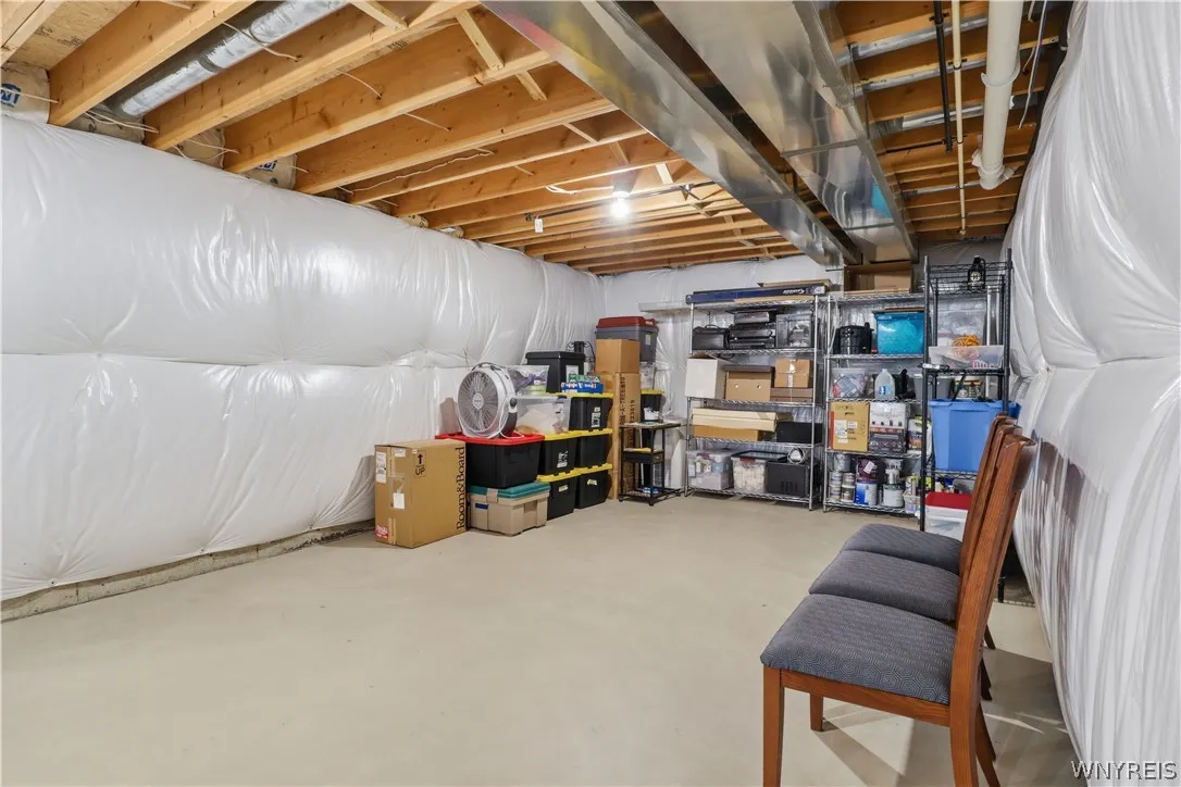 2386 Burbank Drive, Hamburg, New York 14085, Hamburg, New York 14085, 4 Bedrooms Bedrooms, 9 Rooms Rooms,2 BathroomsBathrooms,Residential,For Sale,2386 Burbank Drive, Hamburg, New York 14085,0,B1671356